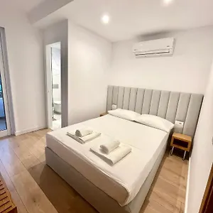 3* Hotel Aulona